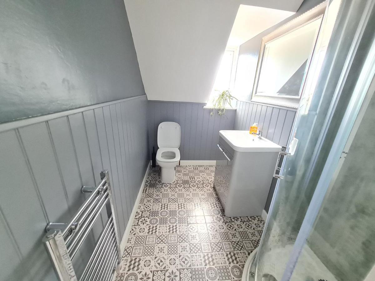 Lemur Lodge - Boutique Apartments - Short Stroll To The Beach بورنماوث المظهر الخارجي الصورة